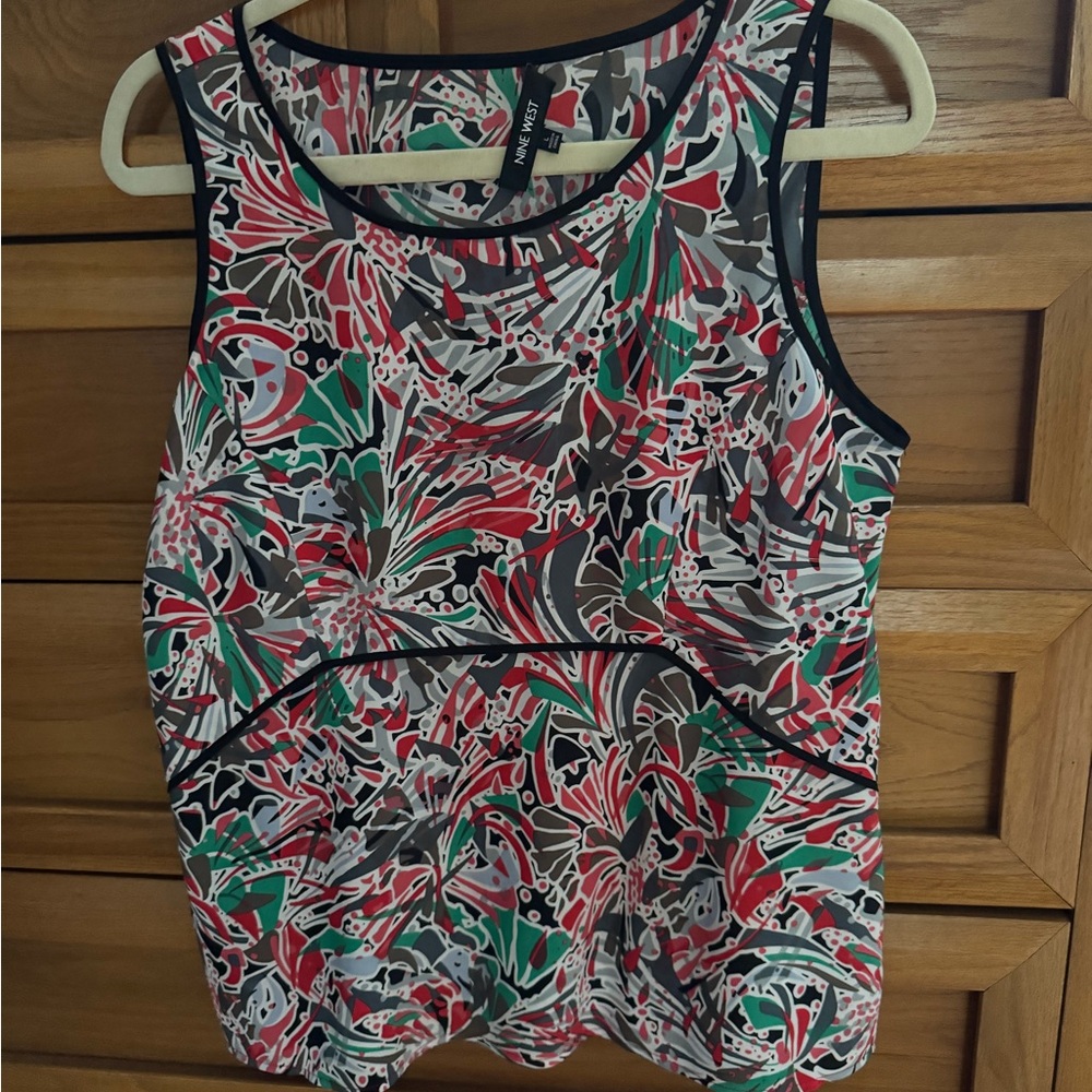Nine West Multicolor Abstract Top